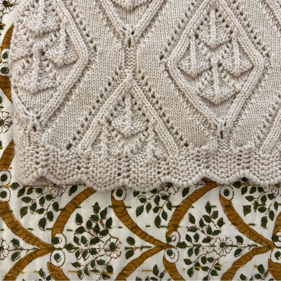 Vintage Wintuk Acrylic Oatmeal Crewneck Cardigan with Scalloped Hem & Sleeves - Picture 2 of 12